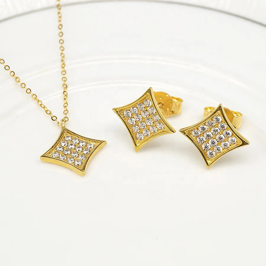 Fashion Solid Gold Jewelry 18K Gold Chain Necklace Set Stud Earring with 5A CZ Stones AU750 for Women