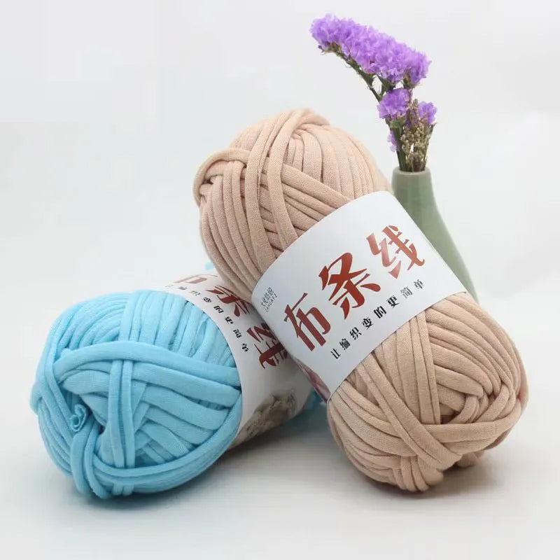 100% Polyester DIY Hand Knitting Yarn for Pet Bed & Handbags Crochet Dyed Fancy Style T-Shirt Yarn