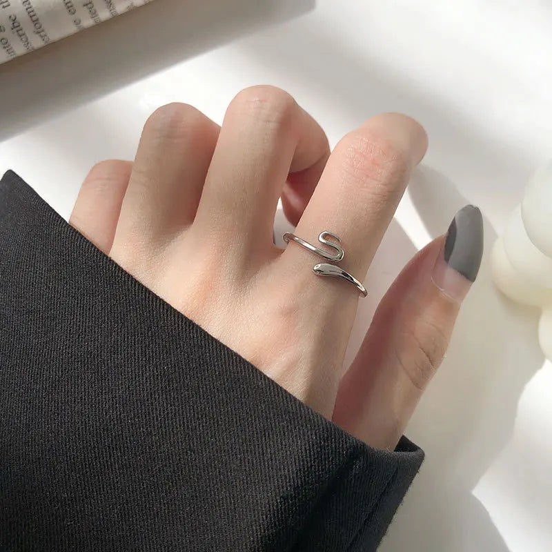 Chill Fashion Pure 925 Sterling Silver Shiny Cute Animal Snake Shaped Finger Rings for Women Jewelry