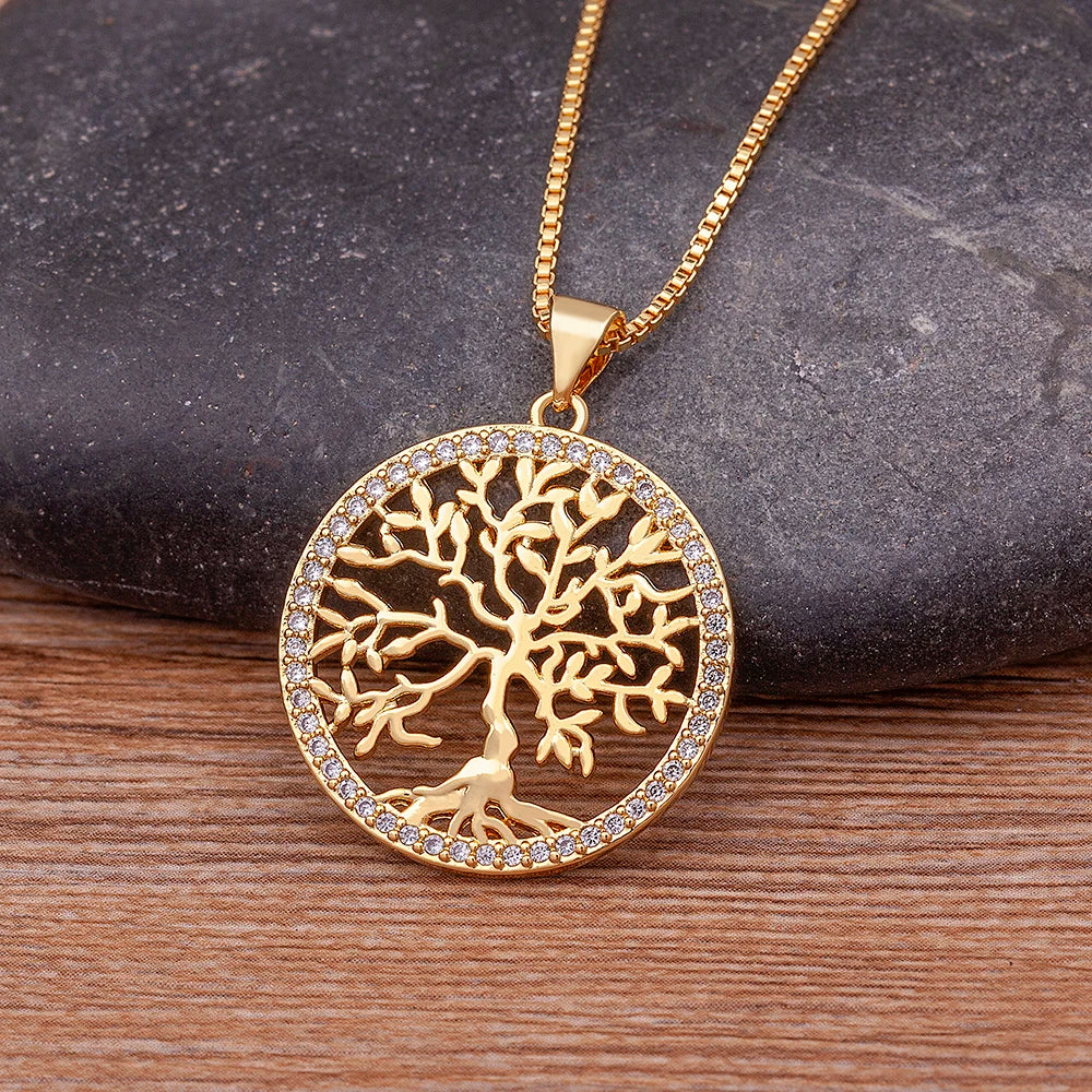 QIKU New Arrival Hollow Tree/Star Pendant Necklace Women Crystal Copper Zircon Gold Color Round Fashion Jewelry Gift Wholesale