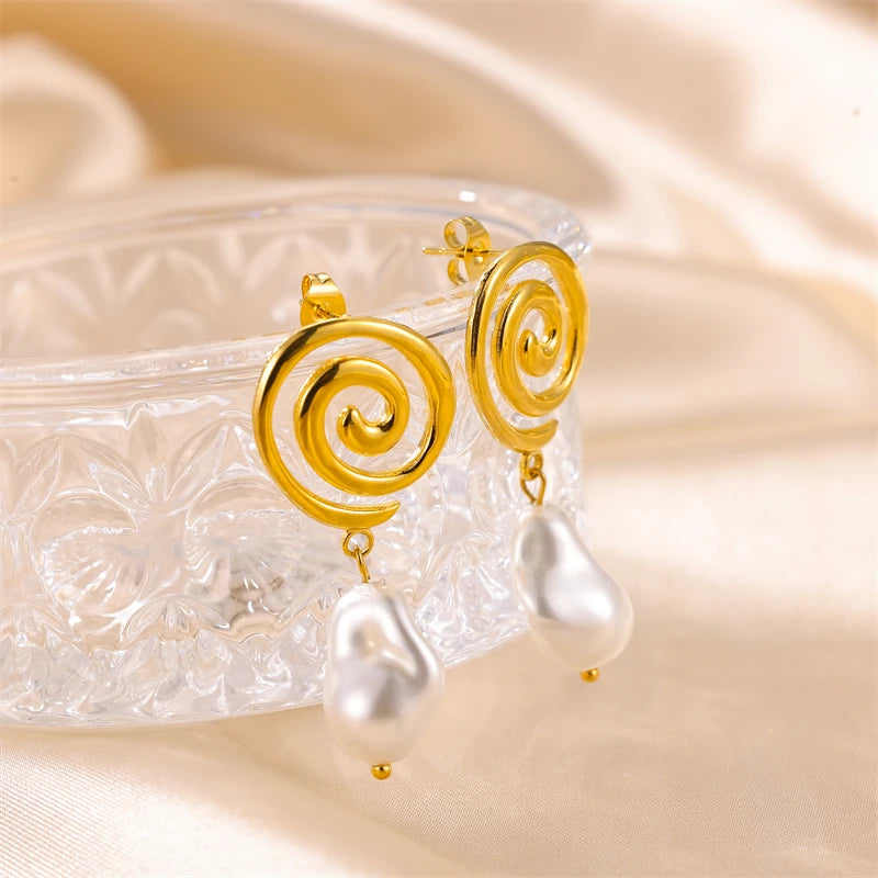 Trendy Hot Sale Earring 18K Gold Stainless Steel Swirl Pearl Pendant Earring Jewelry for Women