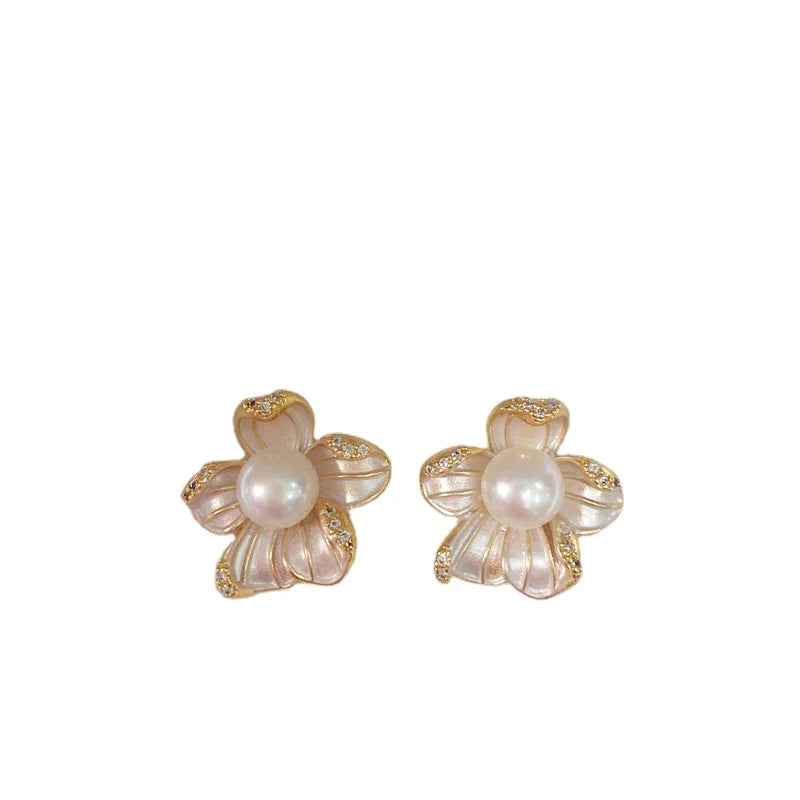 Vintage Handmade 18K Gold Plated 3D Flower Natural Freshwater Pearl 925 Silver Needle Earrings