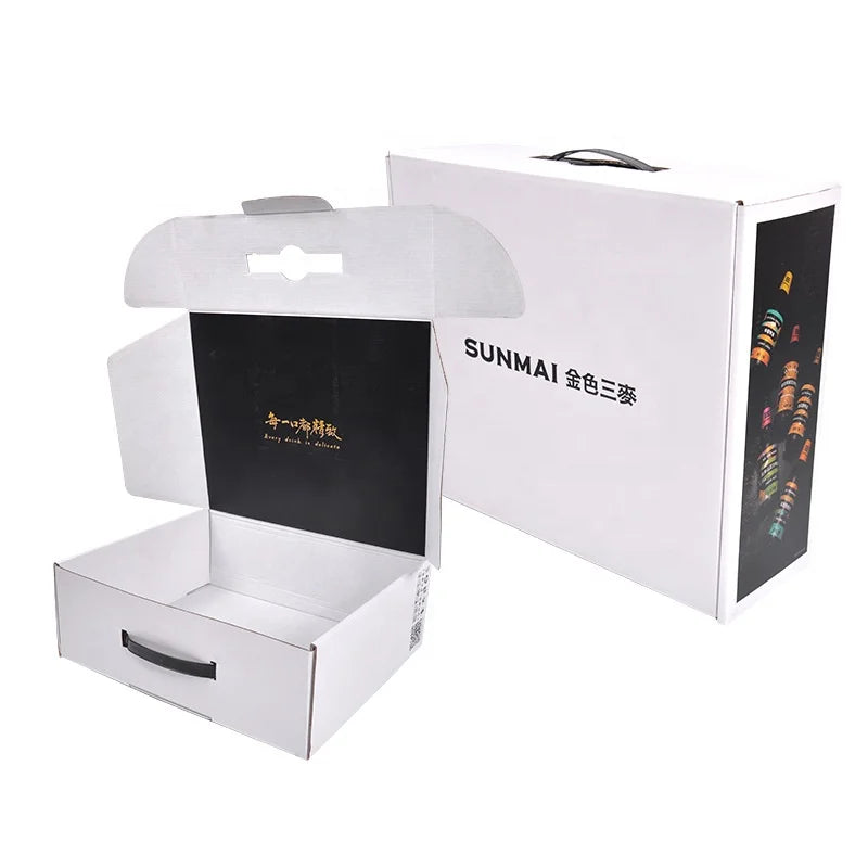 Custom White Cardboard Packaging Box Apparel Hard Mailing Boxes With Plastic Handle