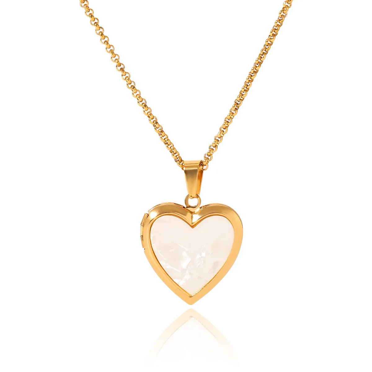 French Style White Shell Heart-Shaped Photo Box Pendant Necklace with 18K Gold Stainless Steel Link Chain
