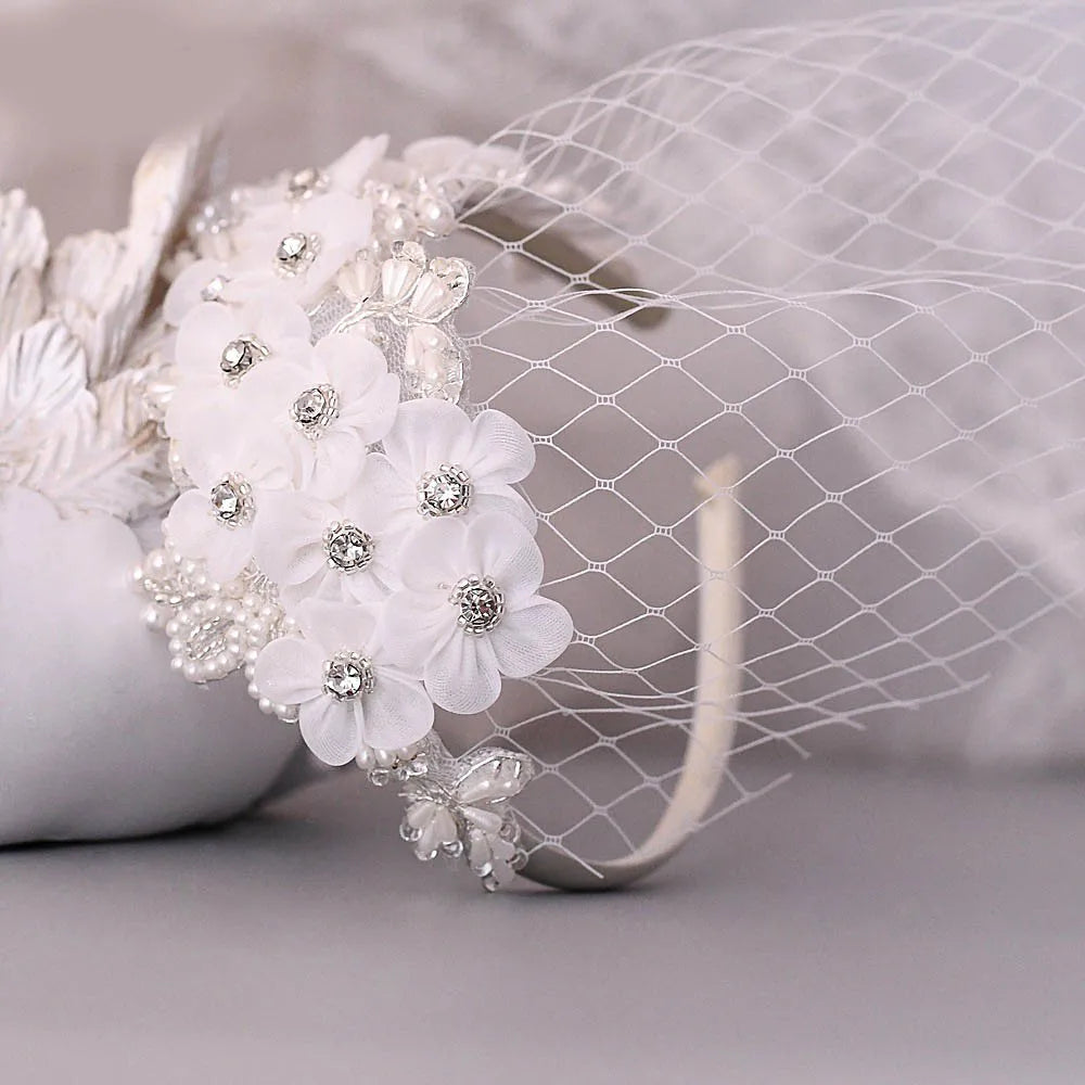 Genya Rhinestone Veil Bridal Wedding Mesh Dot Veil Fascinator Short Veil With Comb Tea Party Hats for Women