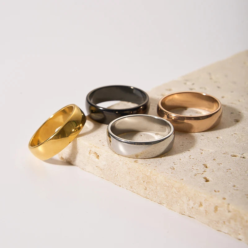 Minimalist Stainless Steel 18K PVD Plating Smooth Face O Rings Non Tarnish Jewelry for Women Minimalist Fashion Design