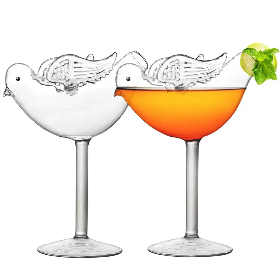 China Factory High Quality 150ml Creative Transparent Borosilicate Goblet Cocktail Glass Clear Bird Glass for Party