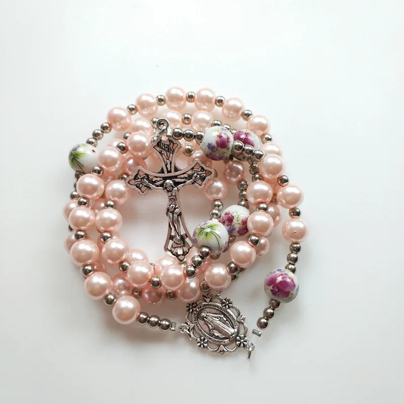 2023 XIMAI Hot Selling Pink Glass Rosary Beads Cross Pendant Necklaces Pearl Crucifix Religious Jewelry