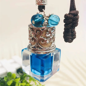 Luxury Crystal butterfly Shape Pendent 3ml 5ml Glass Car Diffuser Bottle Perfume Empty Hanging