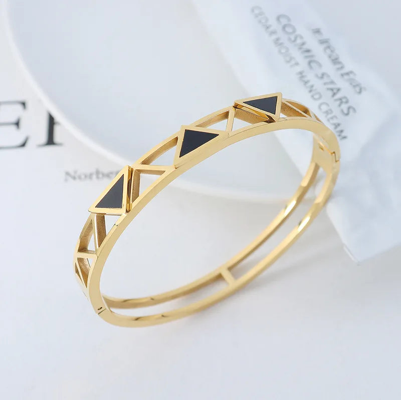Dainty Triangle Hollow Out Bracelet Stainless Steel Gold Plated Bangle Statement Acrylic Bangle Pulsera De Acero Inoxidable