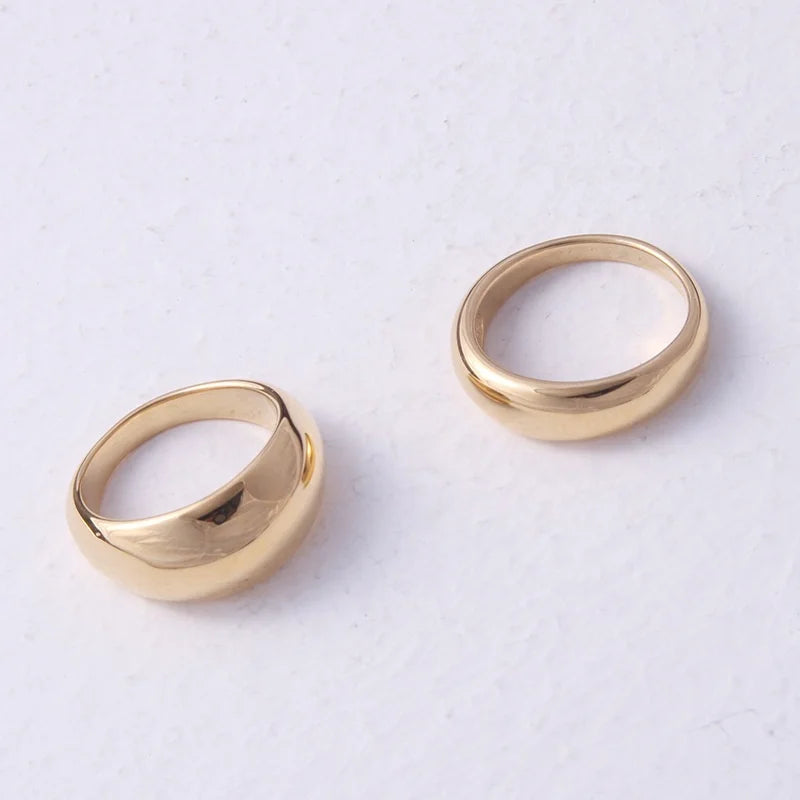 Elegant Simplicity Big Circular Surface Fashionable 18K Gold Plated Stainless Steel Jewelry Women Ring