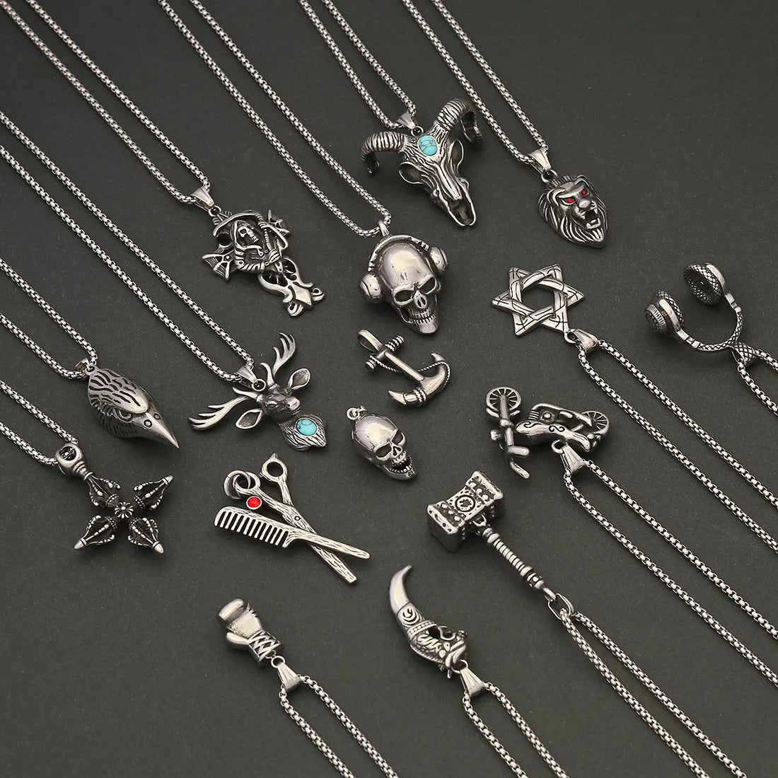 New Vintage Men's Punk Stainless Steel Pendant Personalized Skull Necklace Cross Necklace for Men