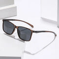 Sport UV400 Protection Men Women Fashion Square Design Wholesale Unisex Metal Temple Driving Sunglasses with box
