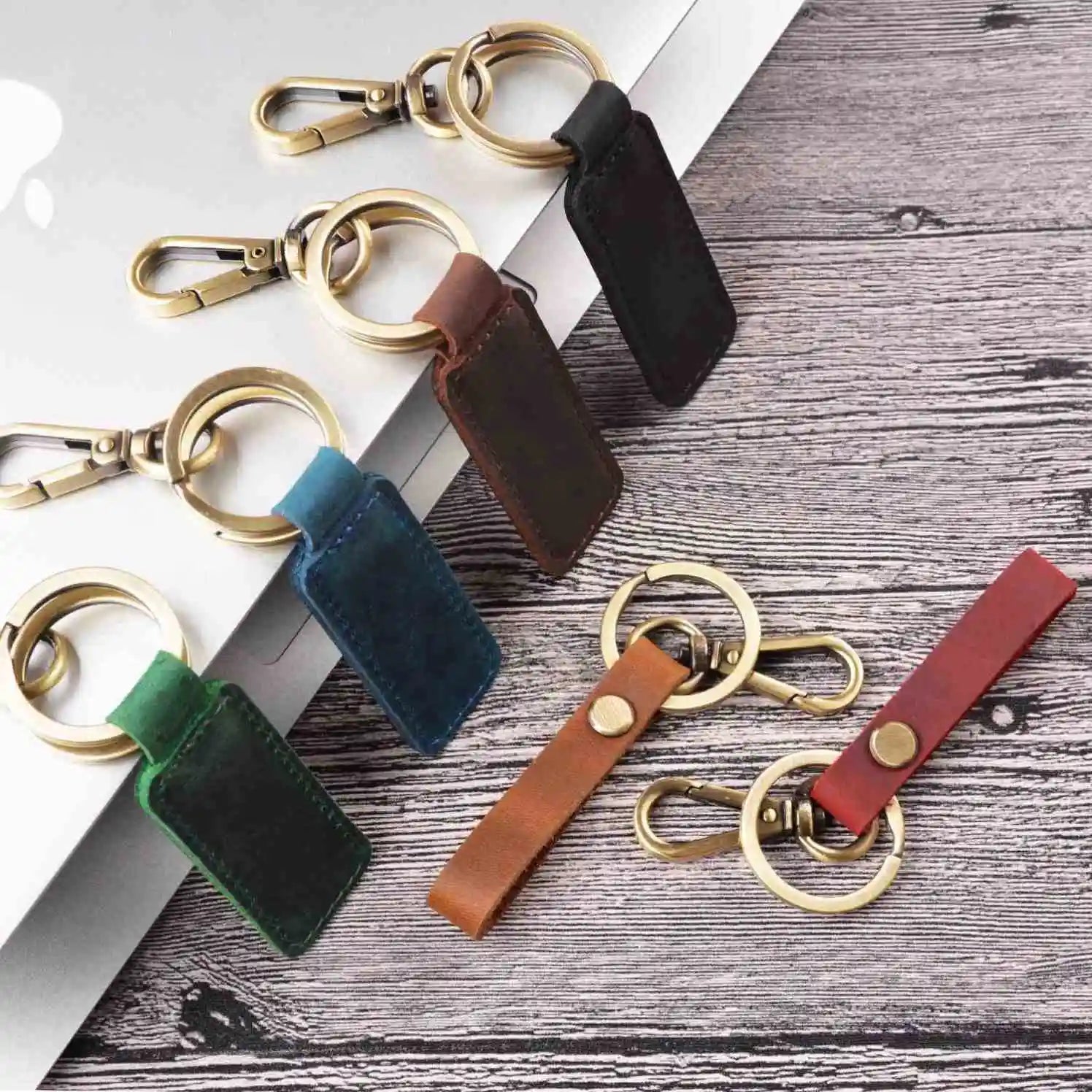 Leather Cowhide Vintage Luxury Keyring Car Key Chain Custom logo Wholesale Creative Personalized Handmade Leather Valet Keychain