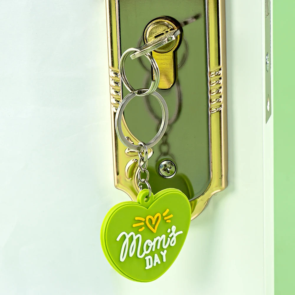 New Arrival Mother's Day Keychain Soft PVC Cute Mom Design Personalized Keychain Accessories for Women and Kids Gifts