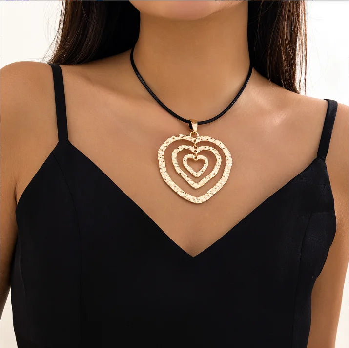 High Quality Punk Big Heart Pendant Necklace Women Fashion Statement Chunky Black Leather Wax Thread Rope Cord Chain Jewelry Men