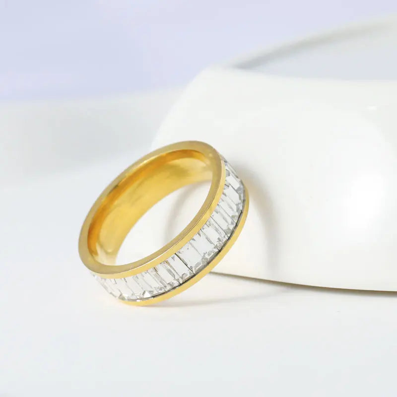 Hot Selling Cut Stacking 18k Gold Plated Stainless Steel Square Shiny Zircon Rings