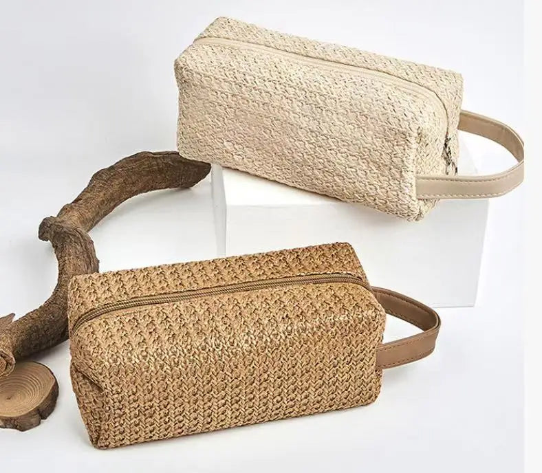 Simple Cosmetics Storage Bag Made of PP Grass Material Large Capacity Portable Travel Grooming Bag Makeup Bag