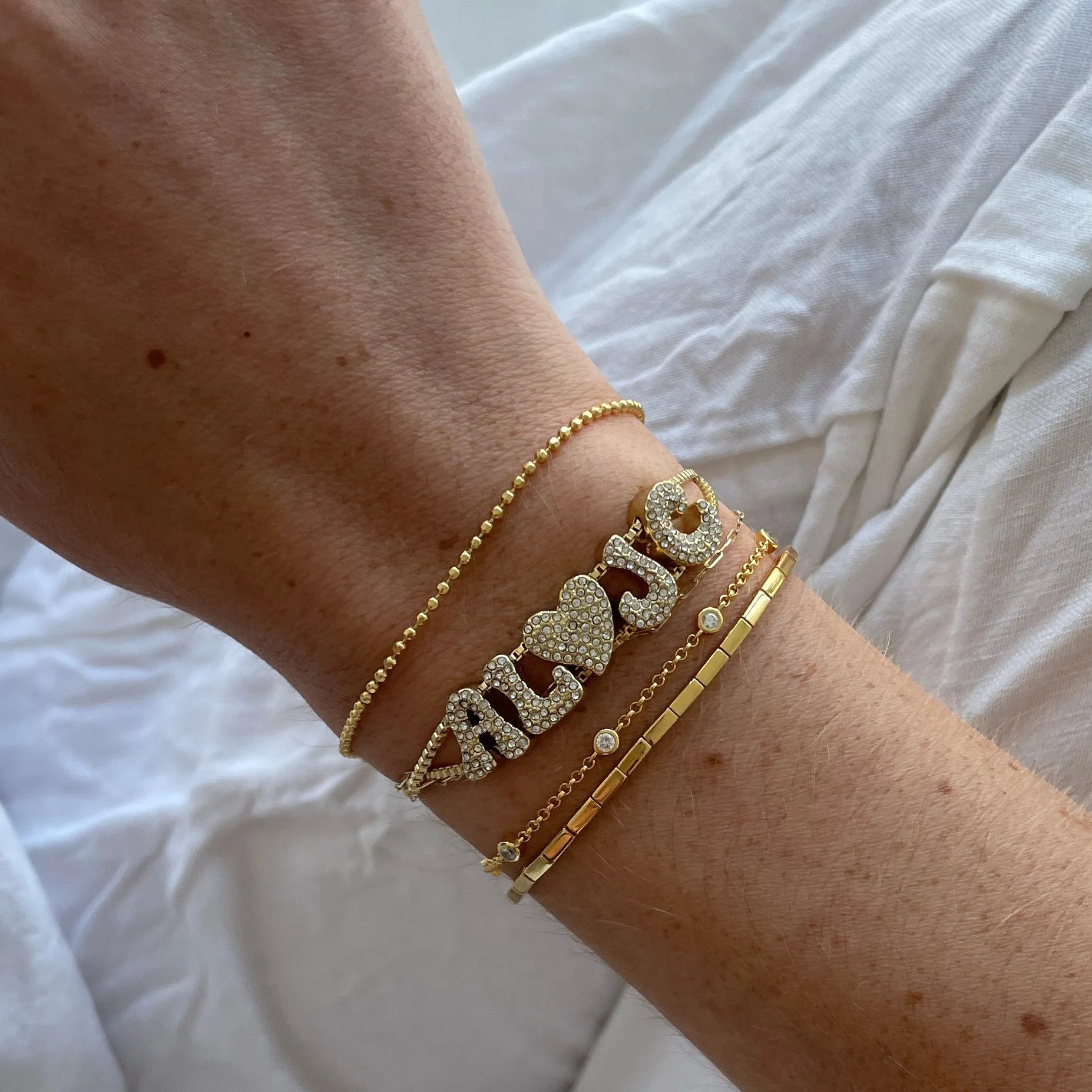 Hot Selling 18k Brass Micro Inset Zircon DIY Name Bracelet Necklace Pendant Fashion 26 Letter Bracelet for Women
