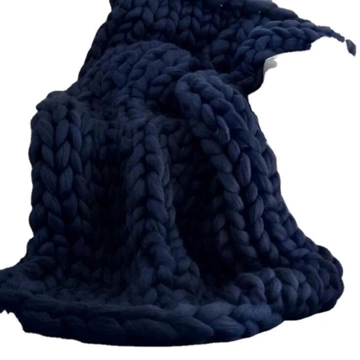 Chunky Knitted Blanket Handwoven Thick Yarn Throw for Sofa & Bedroom Decor