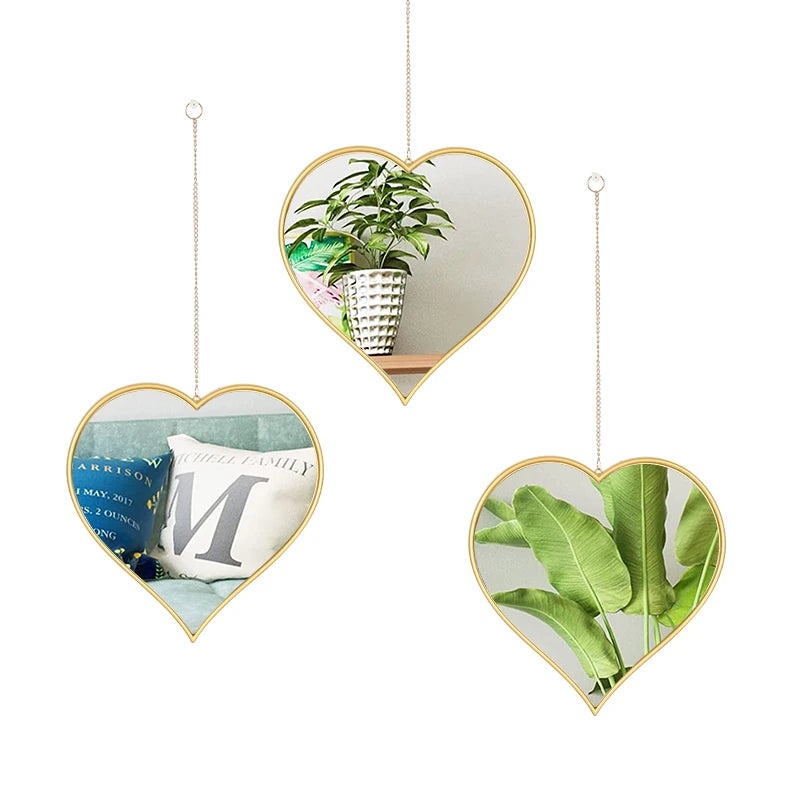 Stock Gold Heart Shape Wall Art Plastic Framed Hanging Wall Mirrors Sets Glass Decorative Mirrors Wall Bathroom Boxes Hotels