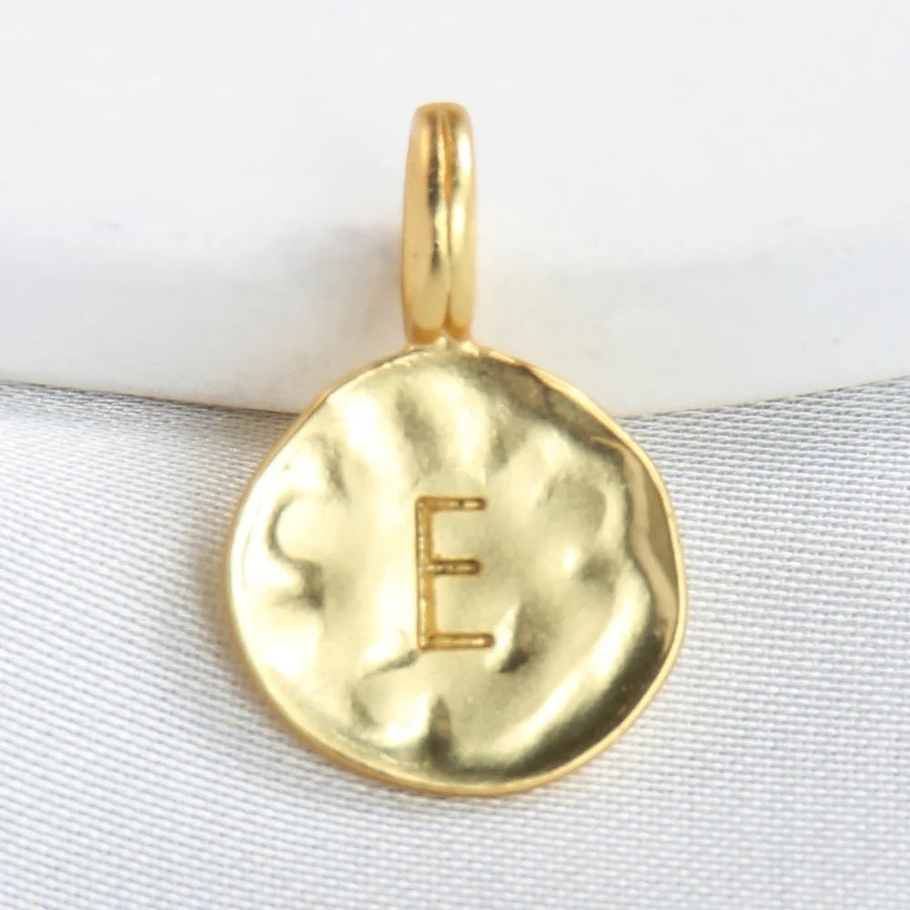 New Matt Golden Alloy Jewelry Accessory for DIY Bracelet Necklace Earring 1.1cm Round Alphabet Matt Metal Letter Charm
