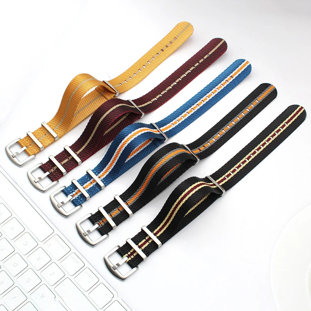 Factory Wholesales One Piece of Nylon Watch Bands Bracelet 18mm 20mm 22mm Twill Nylon Watch Straps with Heavy G10 Buckle