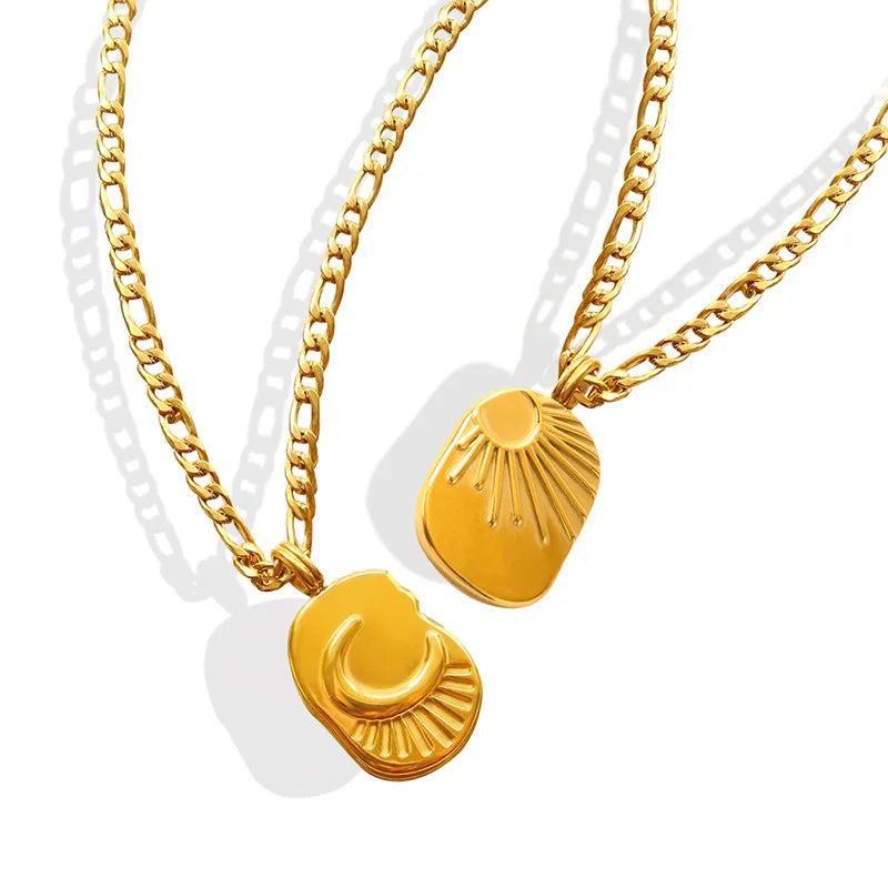 Minimalist Stainless Steel 18K Gold Plated Sun Moon Pendant Water Resistant High Polished Hip Hop Choker Necklaces for Women