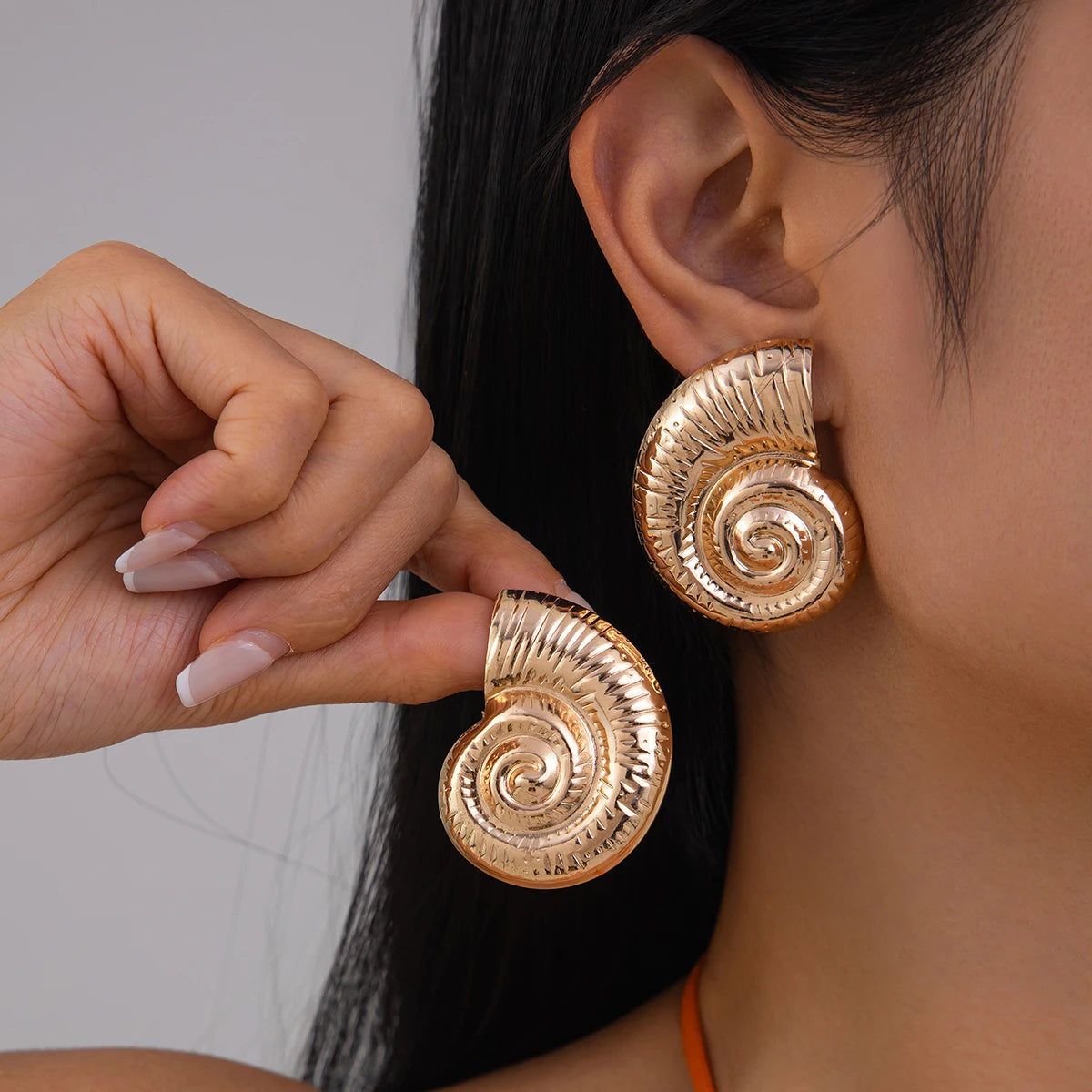 Exaggerated Large Texture Conch Shape Stud Earrings for Women Vintage Lady Seabeach Party Wear Accessories Fashion Jewelry Gifts