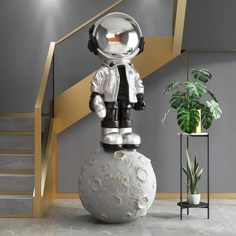 Large Tide Play Astronaut Living Room Ornament Trendy Art Ornament Home Fashion Sculpture Decorations