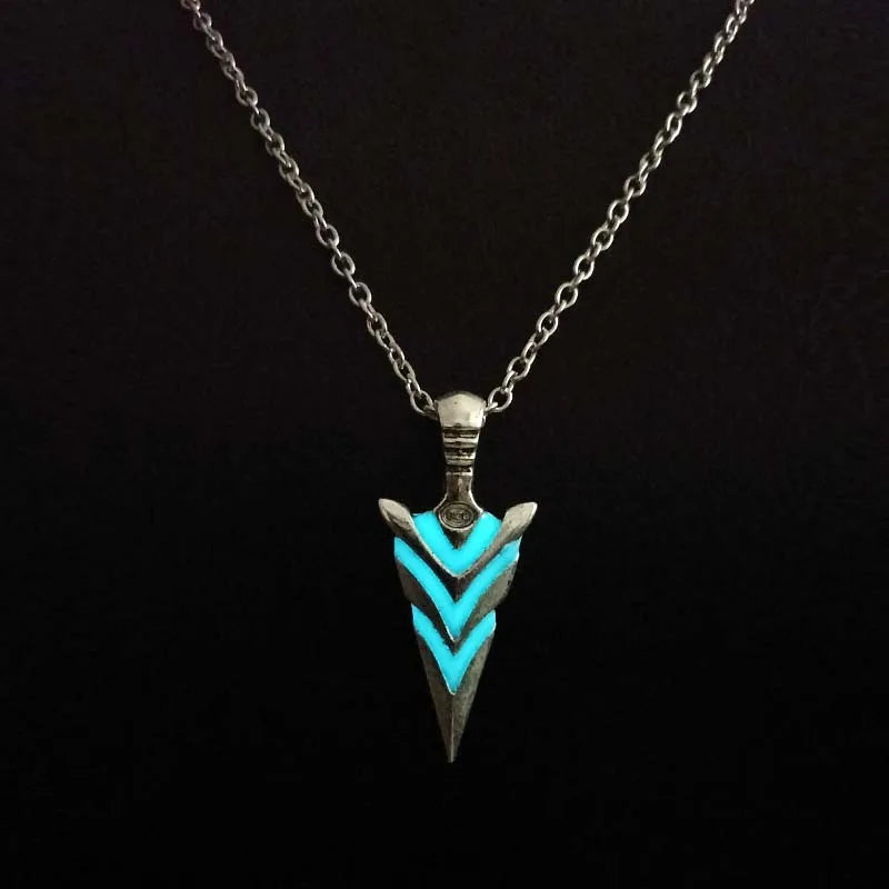 Vintage Luminous Gold Plated Zinc Alloy Link Chain Arrow Pendant Necklace Classic Glow in Dark Jewelry Men Party Gift Wholesale