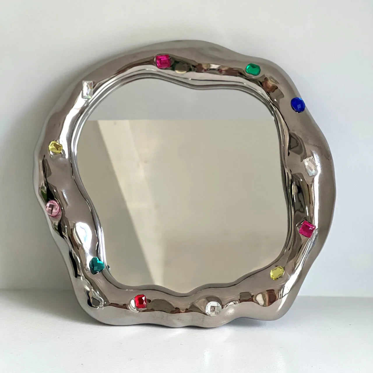 Modern Luxury Vanity Dressing Table Furniture with Diamond Glass Mirrors Gem Ceramic Desktop Wall Mirrors for Home Decor Makeup