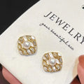 Anti Allergy Design Romantic Elegant Wavy Glazed Stud Earrings 5-6mm Natural White Bread Pearl Gold Plated AAAA Women's Earrings