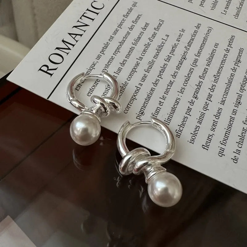 Vintage Style 925 Sterling Silver Glossy Knot Shape Simulated Pearl Inlay Clip Earrings for Women Girls Gift