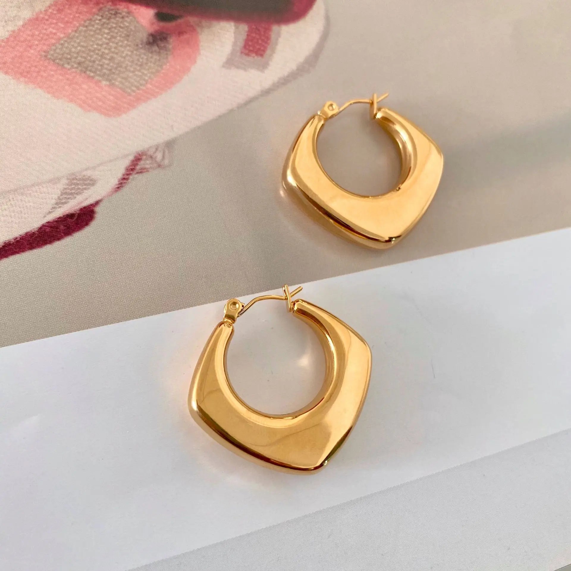 Fashion Geometric 18k Gold Plated Circle Round Earrings Irregular Stainless Steel Huggie Earrings