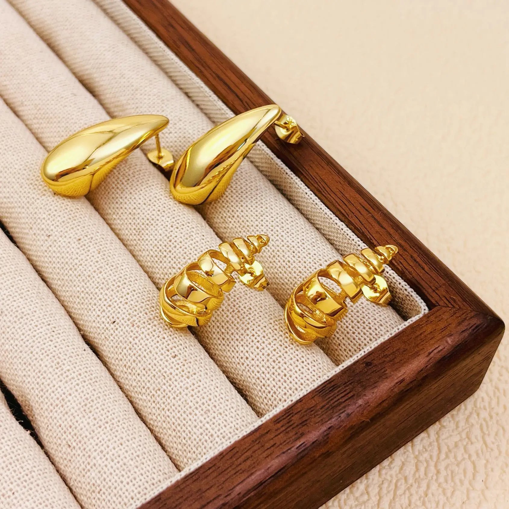 HOVANCI Stainless Steel Water Drop Minimalist Stud Earrings 18K PVD Waterproof Texture Charm Daily Stylish Jewelry Gift