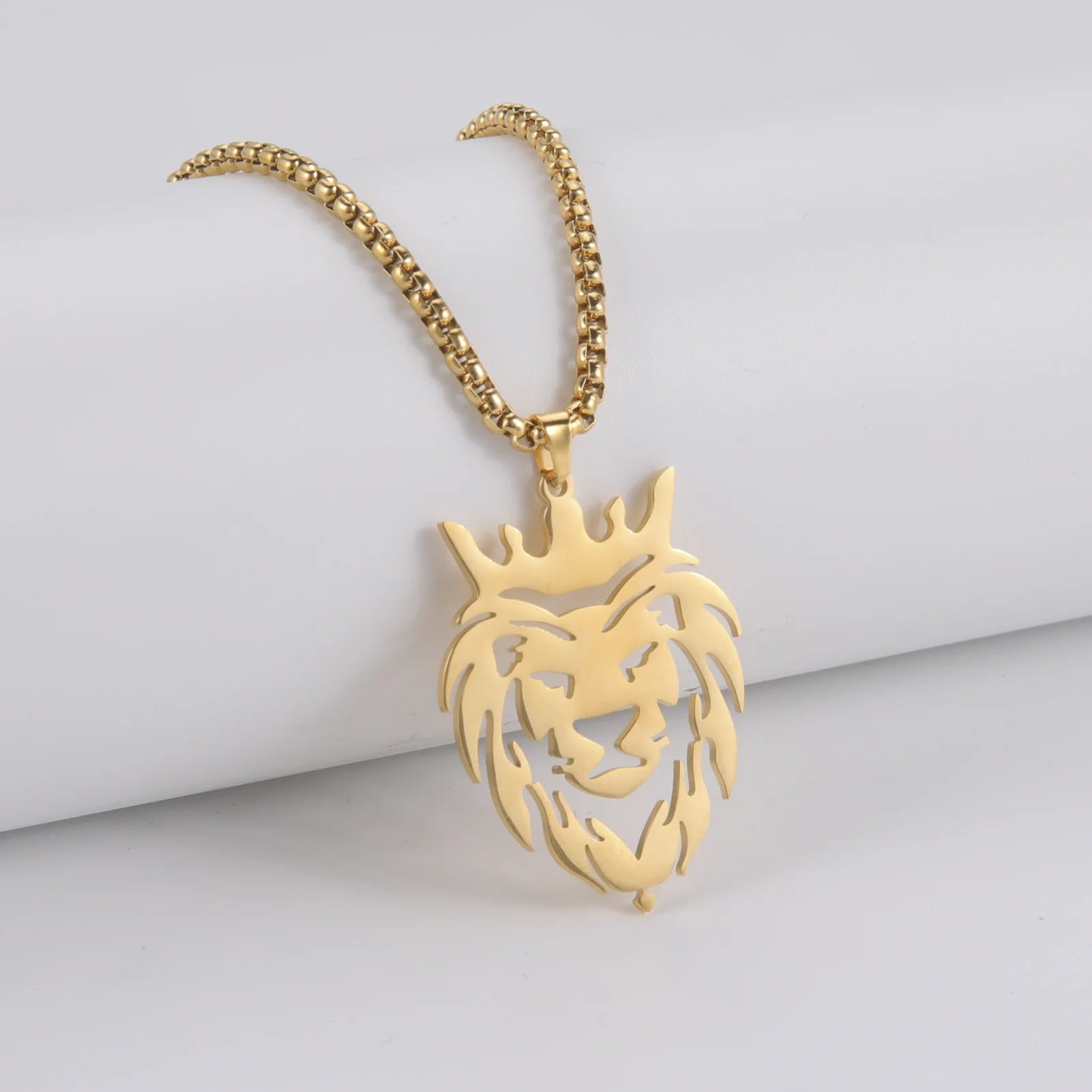 Trendy Fashion Design Sense Titanium Steel Pendant Golden Domineering Hollow lion Head Stainless Steel Pendant Necklace