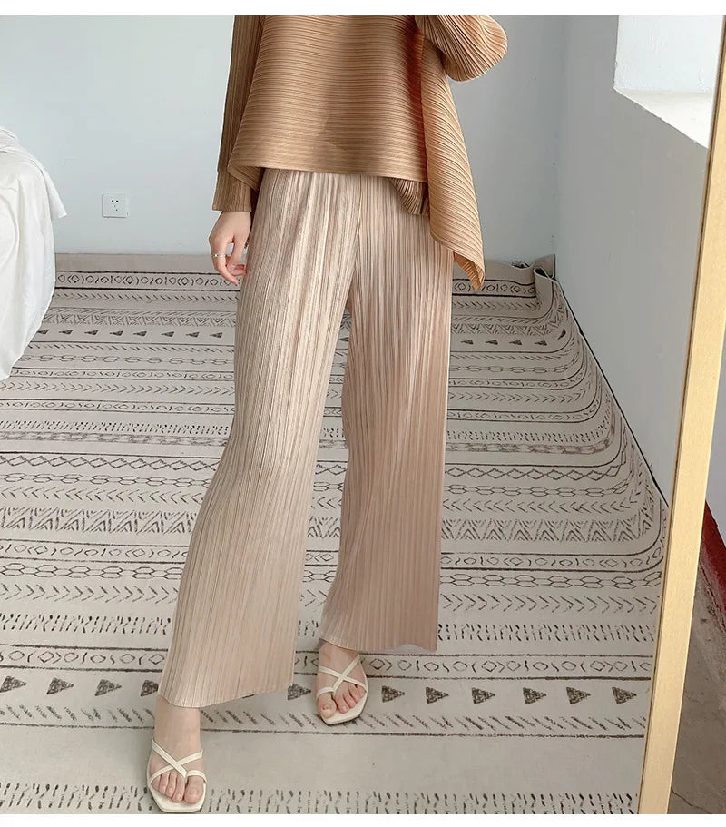 Women's Pleated Wide Leg Pants With a High Waist Drape Loose Fitting Straight Casual for Commuting Pants