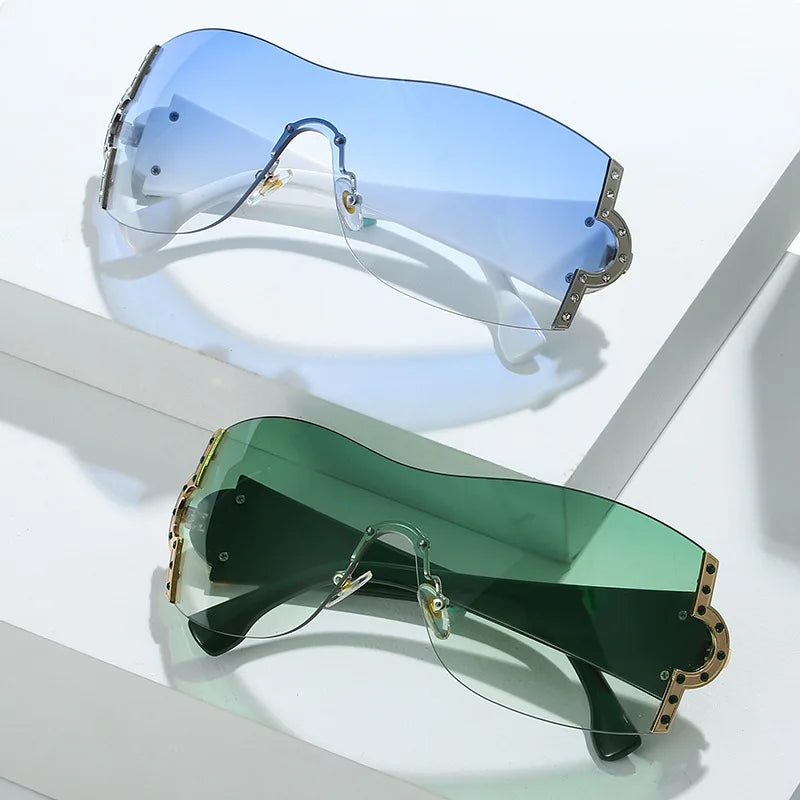 2026 Retro Wholesale Custom Logo New Integrated Sunglasses Personalized Y2K Fashion Windshields Shades Men Women