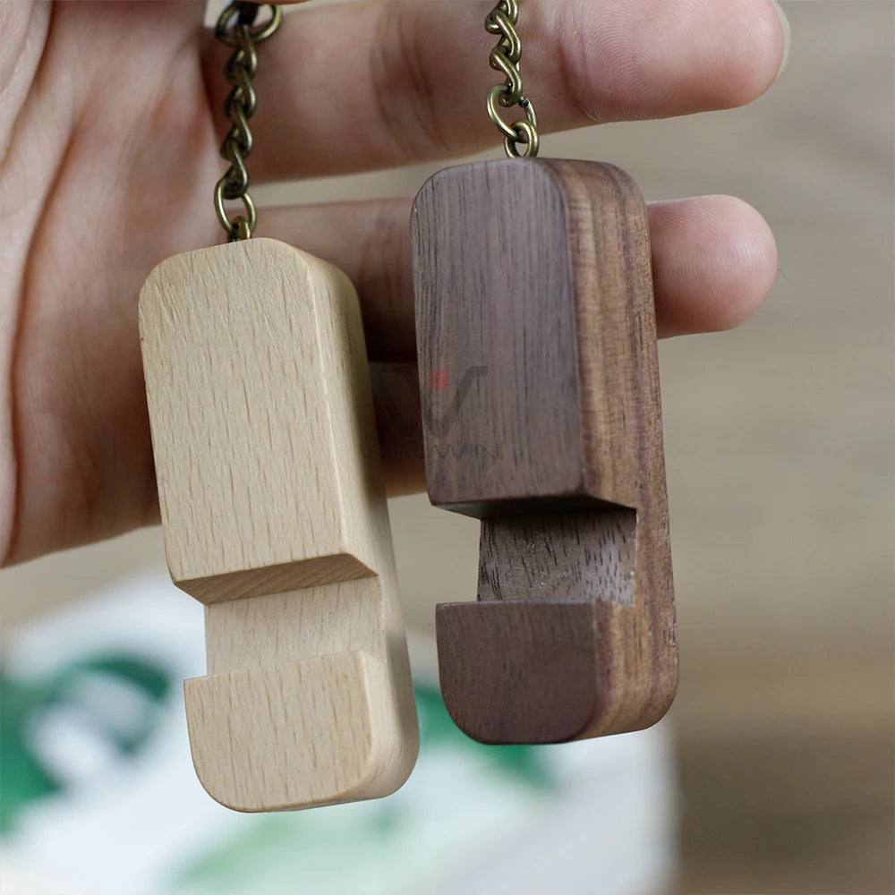 Hot Selling Wooden Key Chains Simple Portable Wood Cell Phone Holder and Key Rings Creative Solid Wood Beech Keychain Pendant