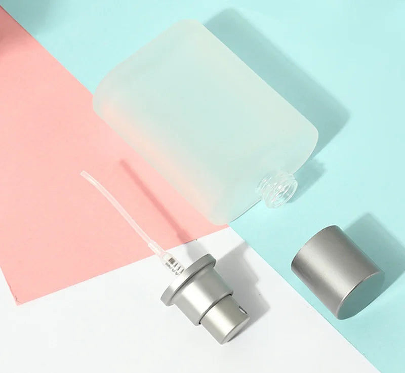Custom Logo Frosted 30ml 50ml Refillable Glass Mist Spray Matte Empty Perfume Bottle for Packaging