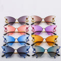 Luxury Butterfly Luxury Branded Vendors for Sunglasses 2023 Women Metal Temple Diamond Uv400 Rimless Rhinestone Sunglasses Women