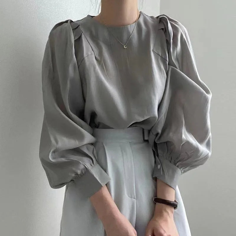 Boutique Wholesale 2026 Summer New Casual French Style Simple Round Neck Bubble Sleeve Temperament Versatile Women's Shirts
