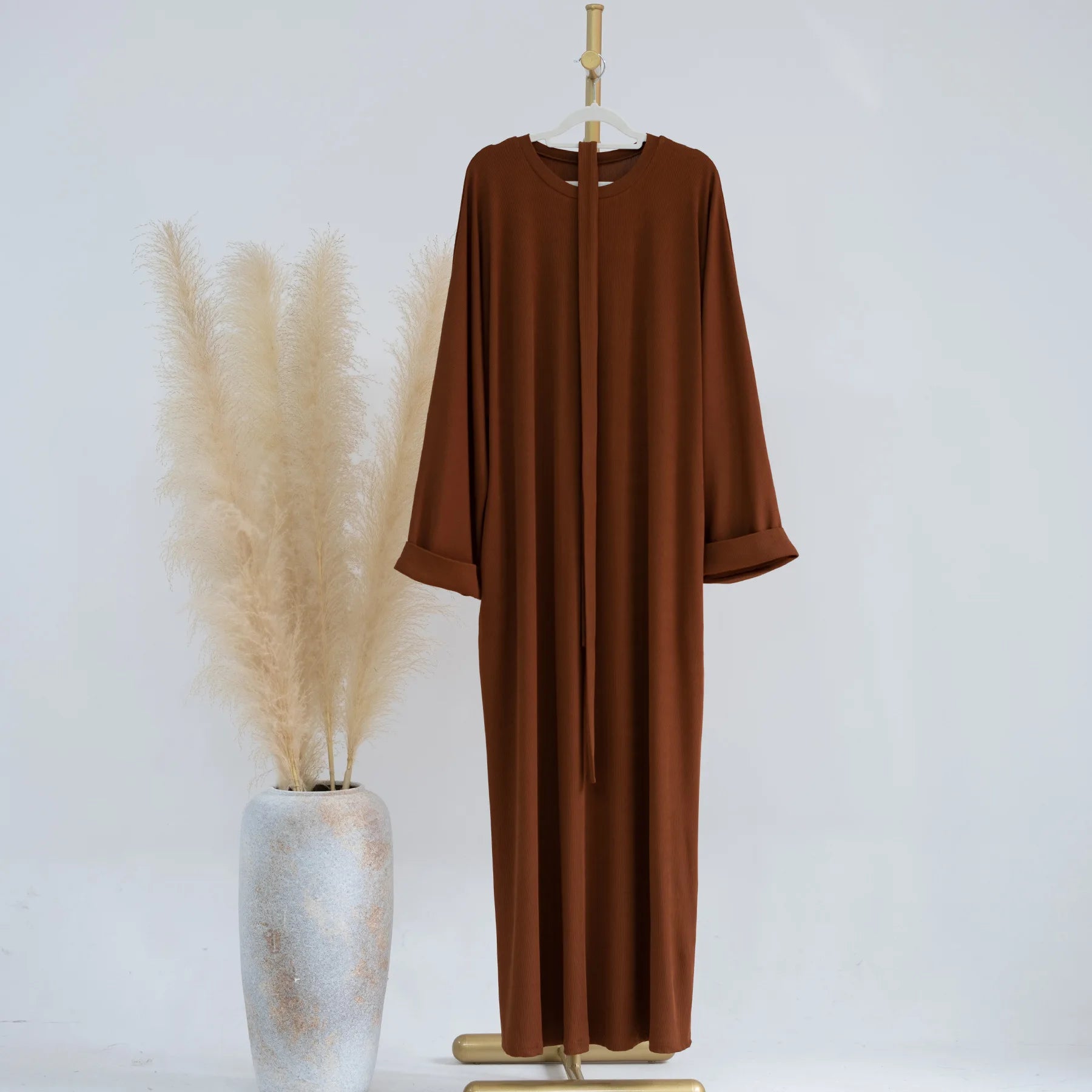 2026 Newest Arrival Solid Color Pleated Knitted 4 Season Match All Clothes Abaaya Muslim Dress Abaya