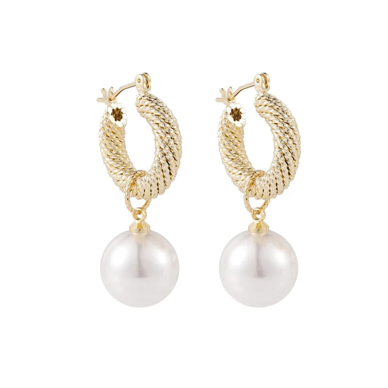 Pendientes Con Perlas Fashion Personality Designer French Retro Copper Earrings Gold White Pearl Stud Earrings for Women