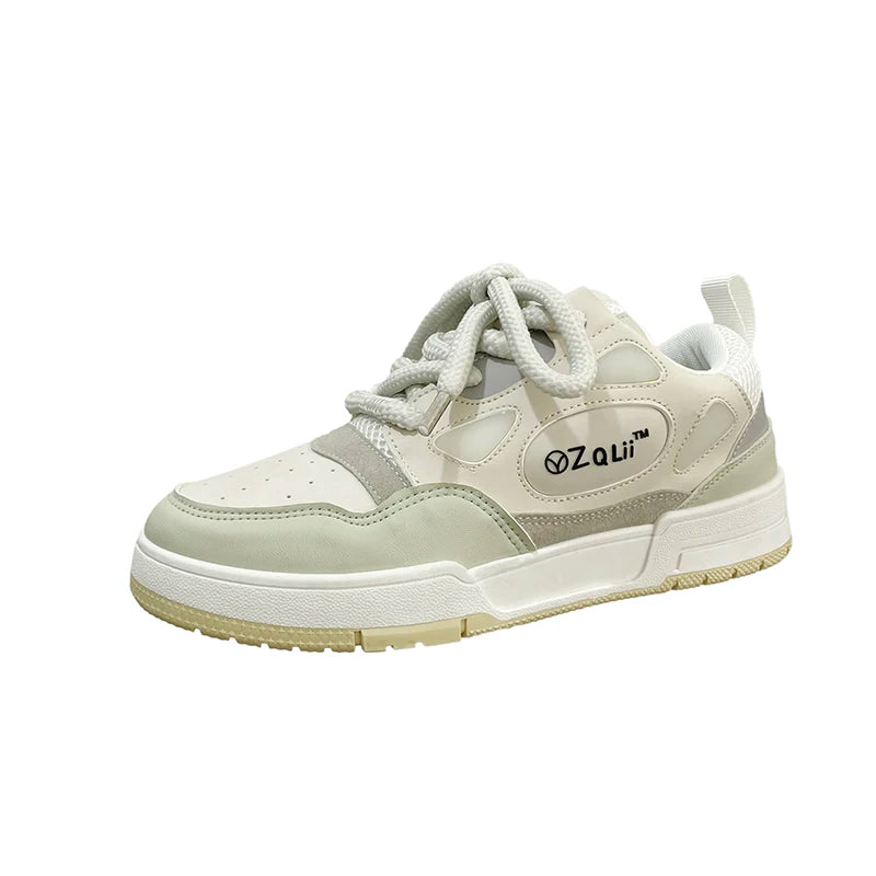 Men Casual Shoes New Fashion Flat Breathable Sneakers Lightweight Shoes Men Tennis Outdoor Running Shoes Travel