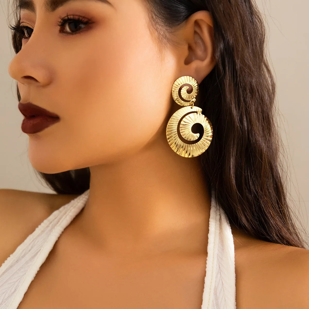 Personalized Holiday Tribe Earrings Fashion Jewelry Women Geometric Metal Beach Conch Symbol Earrings