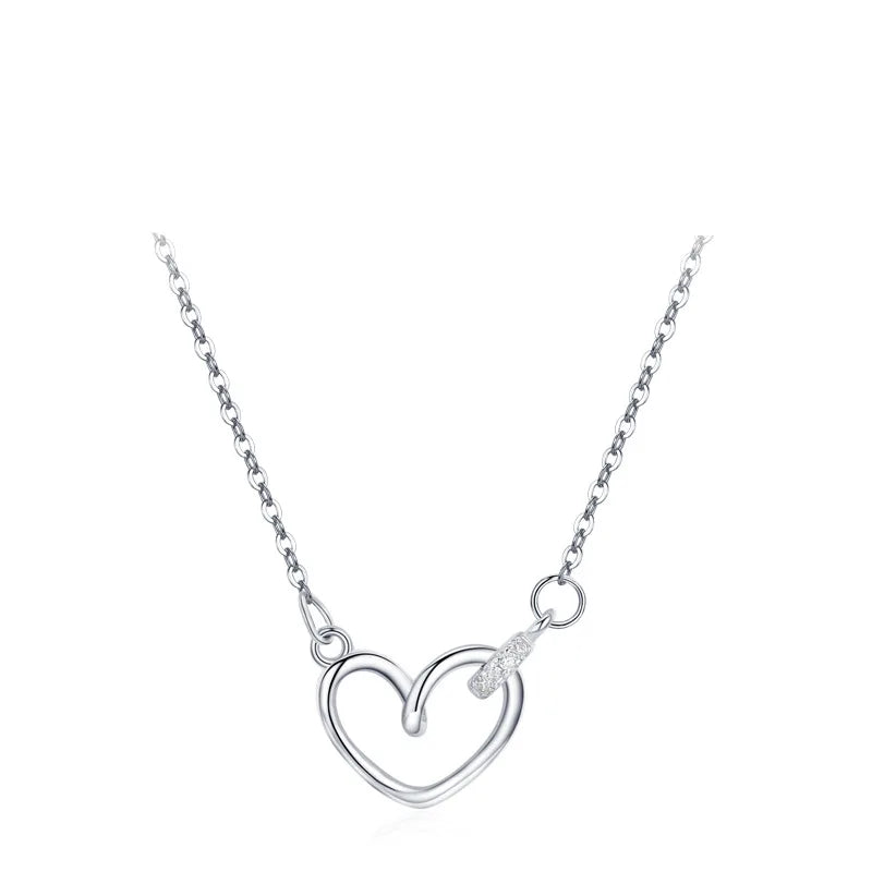 Hot Selling Popular Advanced Fashion Charm Necklace 925 Sterling Silver Cubic Zircon Heart Necklace for Women