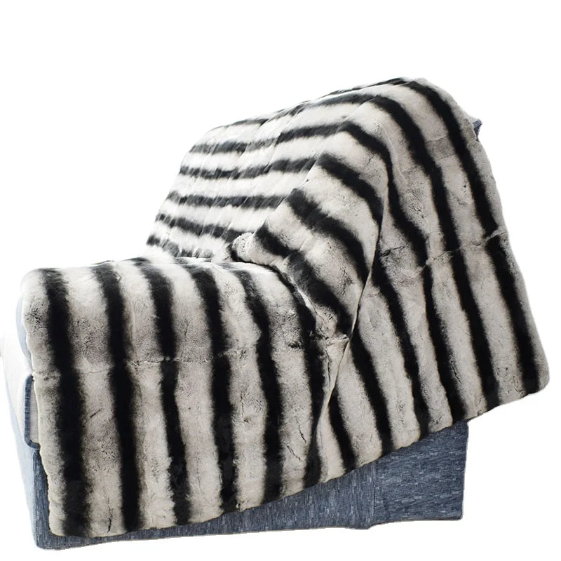 MWfur Factory OEM Luxury Bed Cover King Queen Real Fur Chinchilla Rex Rabbit Fur Throw Blanket for Home Decor