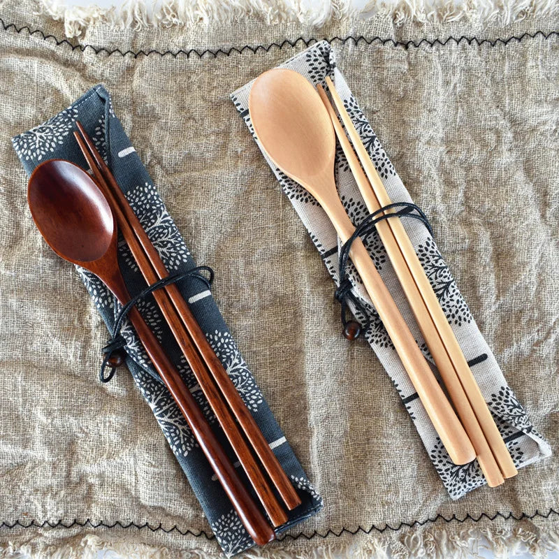 2 Pcs Set Flatware Eco Friendly Reusable Bamboo Wood Chopsticks Spoon Set With Cloth Bag for Camping Travel